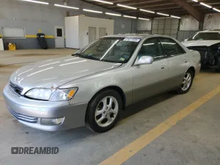 2001 Lexus ES 300 с VIN JT8BF28G910303864, выставлен на аукционе Copart как лот 61811935 с пробегом 159 696 миль миль и Списание • Salvage title. История ставок и продаж доступна на DreamBid. Изображение 1.