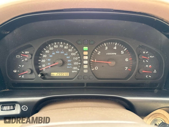 2002 Toyota Land Cruiser z VIN JTEHT05J622022972, wystawiony jako Copart lot #59201475 z przebiegiem 299 548 mil mil oraz Czysty tytuł • Clean title. Historia ofert i sprzedaży dostępna na DreamBid. Obrazek 8.