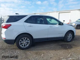 2020 Chevrolet Equinox LS with VIN 3GNAXSEV7LS706323, listed as a IAAI auction lot 41543070 with 1,809 mi miles. Bid and sale history available at carsss.com. Image 13.