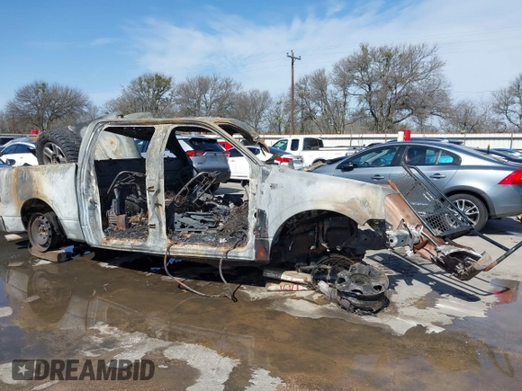 2007 Ford F-150 XLT with VIN 1FTRW12W57KB22591, listed as a IAAI auction lot 41727763 with 1 mi miles. Bid and sale history available at carsss.com. Image 12.