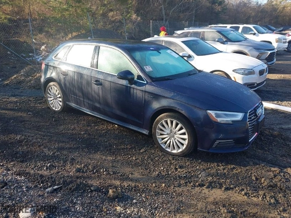 2018 Audi A3 Sportback e-tron Premium Plus with VIN WAUTPBFF0JA062975, listed as a IAAI auction lot 41482471 with 115,796 mi miles. Bid and sale history available at carsss.com. Image 1.