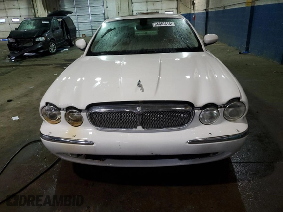 2006 Jaguar XJ with VIN SAJWA71B26SG50496, listed as a Copart auction lot 84859414 with 179,314 mi miles and Clean Title. Bid and sale history available at carsss.com. Image 5.