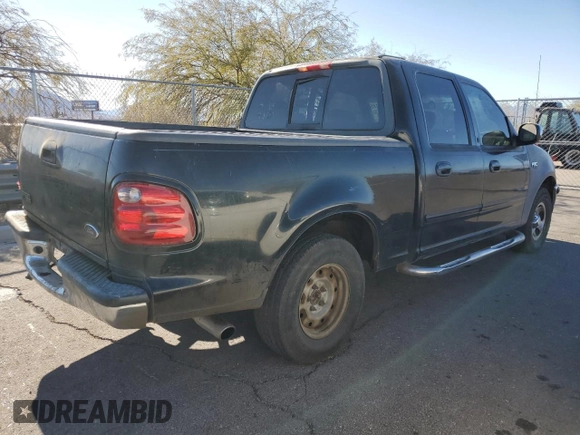 2002 Ford F-150 XLT with VIN 1FTRW07682KB94008, listed as a Copart auction lot 88724185 with 231,464 mi miles and Salvage Title. Bid and sale history available at carsss.com. Image 3.