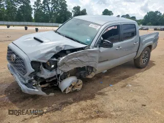 2020 Toyota Tacoma SR5 z VIN 5TFAZ5CN7LX087678, wystawiony jako Copart lot #63275565 z przebiegiem 122 558 mil mil oraz Szkoda całkowita • Salvage title. Historia ofert i sprzedaży dostępna na DreamBid. Obrazek 1.