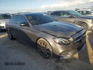 2019 Mercedes-Benz E-Class AMG E 53 with VIN WDDZF6BB9KA573568, listed as a Copart auction lot 77617994 with 0 mi miles and Non Repairable. Bid and sale history available at carsss.com. Image 4.