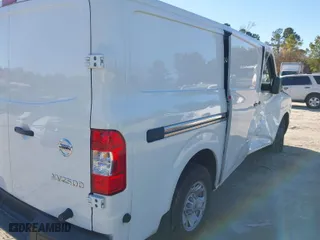 2020 Nissan NV Cargo S with VIN 1N6BF0KY5LN807208, listed as a IAAI auction lot 41253736 with 31,318 mi miles. Bid and sale history available at carsss.com. Image 11.