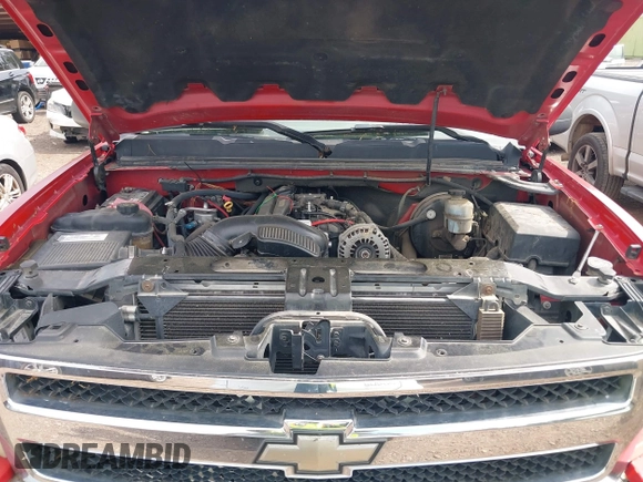 2007 Chevrolet Silverado 1500 LS with VIN 3GCEC13C07G546053, listed as a IAAI auction lot 42125119 with 201,358 mi miles. Bid and sale history available at carsss.com. Image 10.