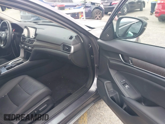 2022 Honda Accord Touring with VIN 1HGCV3F91NA031010, listed as a IAAI auction lot 40302407 with 18,820 mi miles and . Bid and sale history available at DreamBid. Image 5.