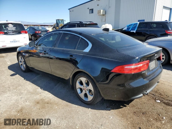 2017 Jaguar XE 25t z VIN SAJAR4BG5HA946923, wystawiony jako Copart lot #45549985 z przebiegiem 82 040 mil mil oraz Szkoda całkowita • Salvage title. Historia ofert i sprzedaży dostępna na DreamBid. Obrazek 2.
