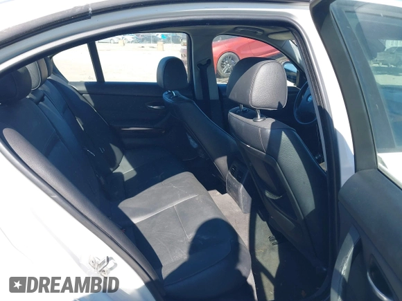 2009 BMW 3 Series 328i with VIN WBAPH575X9NM34039, listed as a IAAI auction lot 41853599 with 171,301 mi miles and . Bid and sale history available at DreamBid. Image 8.