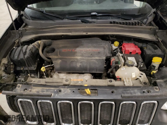 2018 Jeep Renegade Latitude with VIN ZACCJBBB8JPH44610, listed as a Copart auction lot 41803915 with 82,635 mi miles and Non Repairable. Bid and sale history available at DreamBid. Image 13.