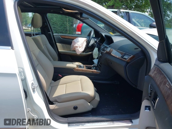 2012 Mercedes-Benz E 350 Luxury with VIN WDDHF8JB7CA620980, listed as a IAAI auction lot 42659488 with 113,301 mi miles and . Bid and sale history available at DreamBid. Image 5.