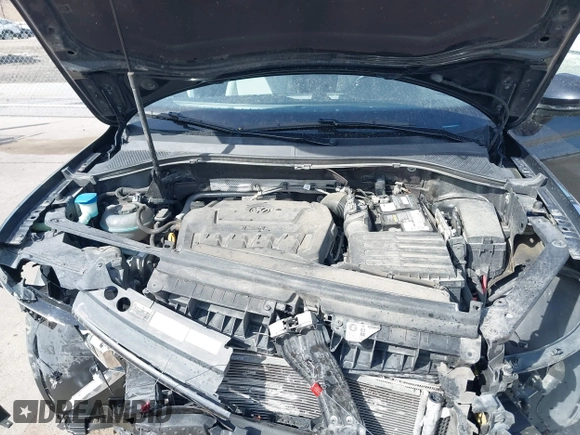 2019 Volkswagen Tiguan SE with VIN 3VV2B7AX6KM066013, listed as a IAAI auction lot 41854035 with 72,322 mi miles and . Bid and sale history available at DreamBid. Image 10.