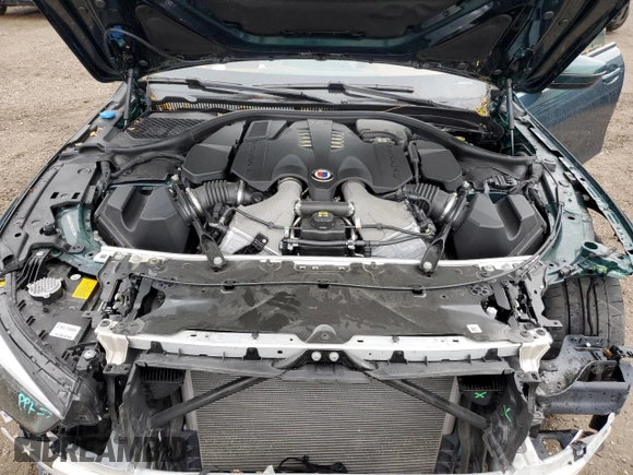 2022 BMW 8 Series with VIN WBAGX0C17NCH35238, listed as a Copart auction lot 81985204 with Not provided miles and Clean title. Bid and sale history available at DreamBid. Image 11.