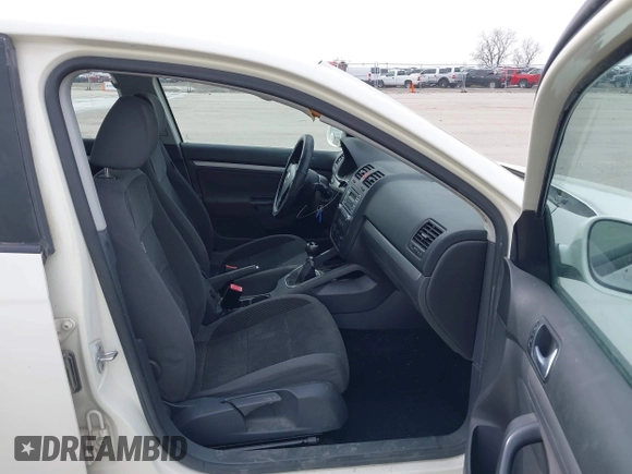 2008 Volkswagen Jetta Sedan S with VIN 3VWJZ71K58M075639, listed as a IAAI auction lot 41855222 with 142,902 mi miles. Bid and sale history available at carsss.com. Image 5.