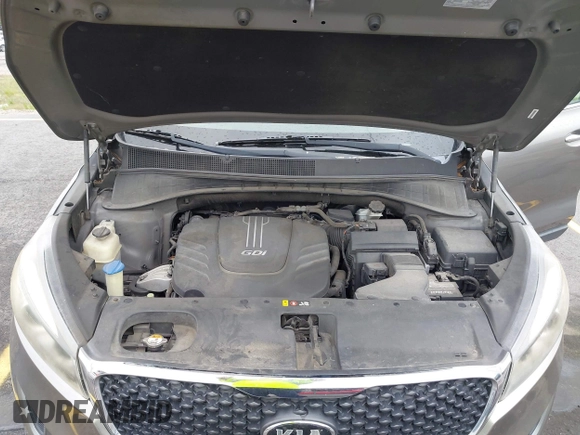 2016 Kia Sorento LX with VIN 5XYPGDA51GG012335, listed as a IAAI auction lot 42224249 with 166,752 mi miles and . Bid and sale history available at DreamBid. Image 10.