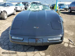 1994 Chevrolet Corvette with VIN 1G1YY22P8R5121241, listed as a Copart auction lot 70832883 with 43,151 mi miles and Clean Title. Bid and sale history available at carsss.com. Image 5.