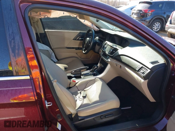 2013 Honda Accord Sdn EX-L with VIN 1HGCR2F86DA272193, listed as a IAAI auction lot 41873222 with 147,809 mi miles. Bid and sale history available at carsss.com. Image 5.