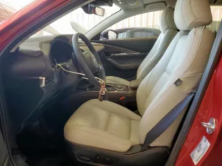 2025 Mazda CX-30 Premium with VIN 3MVDMBDY1SM801827, listed as a Copart auction lot 61619945 with 2,936 mi miles and Salvage title. Bid and sale history available at DreamBid. Image 7.