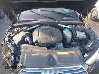 2019 Audi A4 Premium z VIN WAUGMAF41KN004404, wystawiony jako IAAI lot #41649137 z przebiegiem 68 076 mil mil oraz . Historia ofert i sprzedaży dostępna na DreamBid. Obrazek 10.