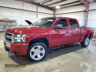 2007 Chevrolet Silverado 1500 LT w/1LT with VIN 3GCEC130X7G553016, listed as a Copart auction lot 84935434 with 196,489 mi miles and Clean Title. Bid and sale history available at carsss.com. Image 1.