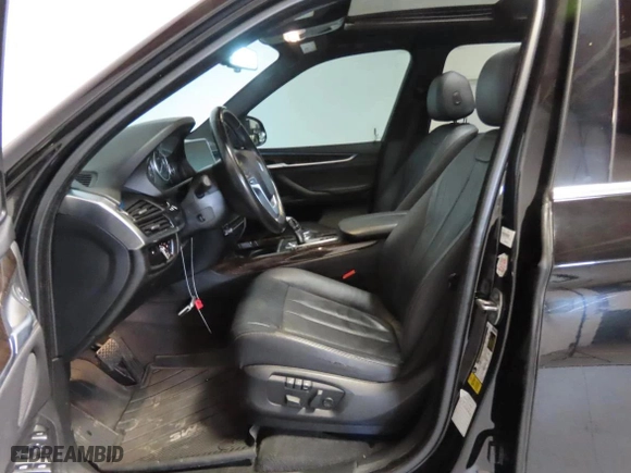 2017 BMW X5 sDrive35i with VIN 5UXKR2C39H0X03686, listed as a Copart auction lot 54441475 with 84,244 mi miles and Salvage Title. Bid and sale history available at carsss.com. Image 9.