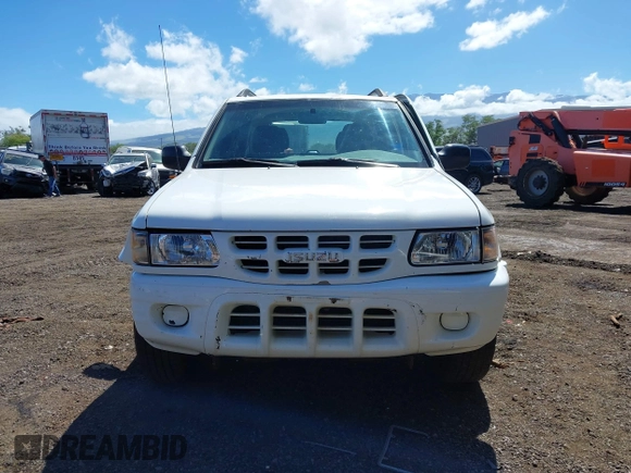 2000 Isuzu Rodeo S with VIN 4S2CK58W6Y4355597, listed as a IAAI auction lot 41775764 with 122,776 mi miles. Bid and sale history available at carsss.com. Image 12.
