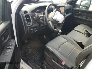 2024 Ram 2500 Tradesman with VIN 3C6UR5HJ0RG131253, listed as a Copart auction lot 88338205 with 3,018 mi miles and Salvage title. Bid and sale history available at DreamBid. Image 8.