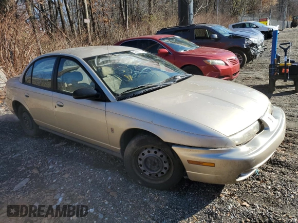 1998 Saturn SL z VIN 1G8ZK5275WZ210570, wystawiony jako Copart lot #82993114 z przebiegiem 144 690 mil mil oraz Szkody całkowita. Historia ofert i sprzedaży dostępna na DreamBid. Obrazek 4.