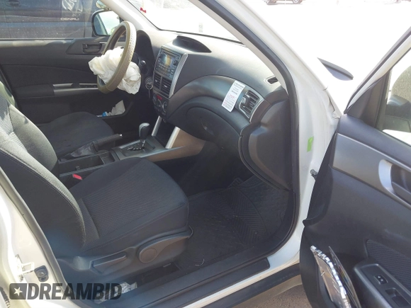2013 Subaru Forester 2.5X with VIN JF2SHBBC1DH400422, listed as a IAAI auction lot 41752882 with 115,172 mi miles. Bid and sale history available at carsss.com. Image 5.