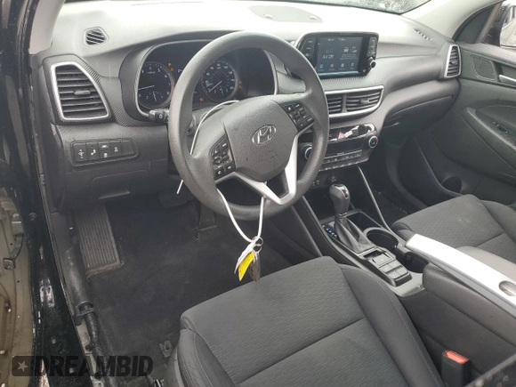 2019 Hyundai Tucson SEL z VIN KM8J3CAL1KU056591, wystawiony jako Copart lot #56721945 z przebiegiem 60 303 mil mil oraz Szkoda całkowita • Salvage title. Historia ofert i sprzedaży dostępna na DreamBid. Obrazek 8.
