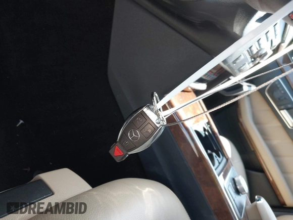 2012 Mercedes-Benz E 350 Luxury with VIN WDDHF8JB1CA657555, listed as a IAAI auction lot 42568153 with 57,773 mi miles and . Bid and sale history available at DreamBid. Image 11.
