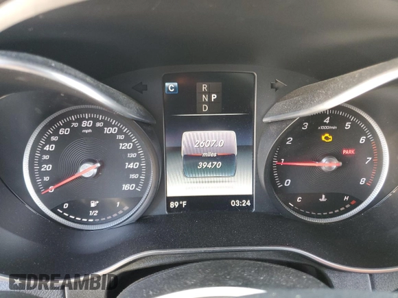 2019 Mercedes-Benz GLC 300 with VIN WDC0G4JB9KF570270, listed as a Copart auction lot 57826905 with 39,470 mi miles and Salvage title. Bid and sale history available at DreamBid. Image 9.