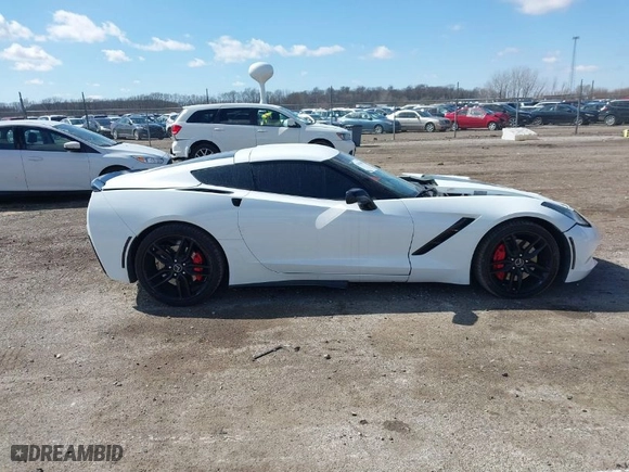 2015 Chevrolet Corvette Z51 3LT with VIN 1G1YM2D74F5103775, listed as a IAAI auction lot 41810409 with 29,000 mi miles. Bid and sale history available at carsss.com. Image 13.