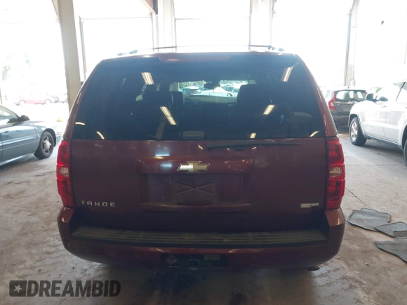 2008 Chevrolet Tahoe 3LT z VIN 1GNFK13058J136126, wystawiony jako IAAI lot #42073594 z przebiegiem 139 242 mil mil oraz . Historia ofert i sprzedaży dostępna na DreamBid. Obrazek 16.