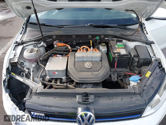2016 Volkswagen Golf SE z VIN WVWKP7AU5GW910703, wystawiony jako IAAI lot #41871638 z przebiegiem 65 328 mil mil oraz . Historia ofert i sprzedaży dostępna na DreamBid. Obrazek 10.