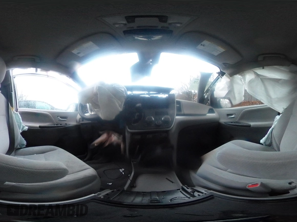 2020 Toyota Sienna LE с VIN 5TDJZ3DC6LS237433, выставлен на аукционе IAAI как лот 40948475 с пробегом 108 000 миль миль и . История ставок и продаж доступна на DreamBid. Изображение 20.