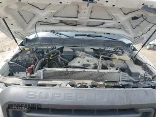 2011 Ford F-250 XL z VIN 1FT7W2B62BEB15344, wystawiony jako Copart lot #51219845 z przebiegiem 276 855 mil mil oraz Szkoda całkowita • Salvage title. Historia ofert i sprzedaży dostępna na DreamBid. Obrazek 11.