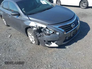 2015 Nissan Altima 2.5 S with VIN 1N4AL3AP8FC270356, listed as a IAAI auction lot 42135280 with 135,373 mi miles. Bid and sale history available at carsss.com. Image 6.