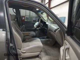 2005 Toyota Tundra SR5 with VIN 5TBDT441X5S474120, listed as a IAAI auction lot 41875834 with 253,304 mi miles and . Bid and sale history available at DreamBid. Image 5.