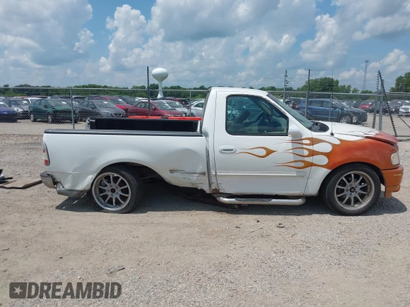 1998 Ford F-150 с VIN 1FTZF172XWKB68955, выставлен на аукционе IAAI как лот 42586926 с пробегом 193 516 миль миль и . История ставок и продаж доступна на DreamBid. Изображение 14.