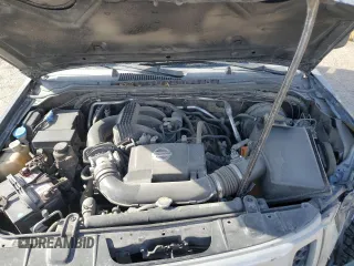 2013 Nissan Xterra S z VIN 5N1AN0NW7DN823046, wystawiony jako Copart lot #54372835 z przebiegiem 163 384 mil mil oraz Szkoda całkowita • Salvage title. Historia ofert i sprzedaży dostępna na DreamBid. Obrazek 12.