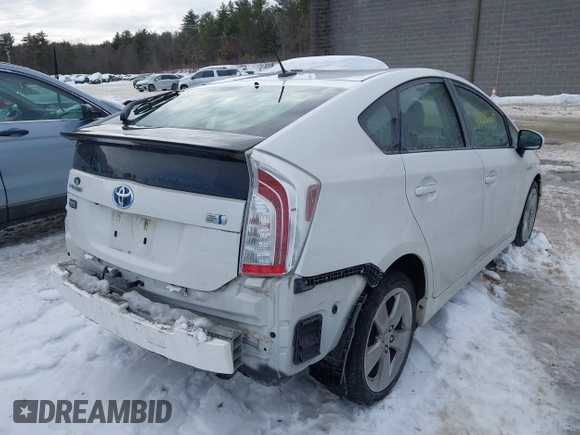2013 Toyota Prius One with VIN JTDKN3DU0D5597099, listed as a IAAI auction lot 41600229 with 77,937 mi miles. Bid and sale history available at carsss.com. Image 4.