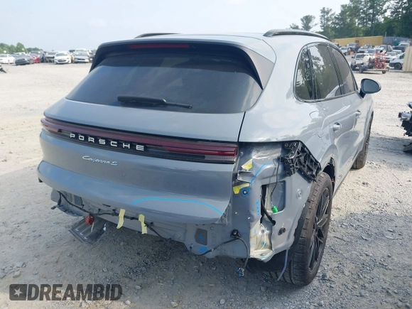 2024 Porsche Cayenne S with VIN WP1AL2AY0RDA32737, listed as a IAAI auction lot 42388781 with 11,802 mi miles and . Bid and sale history available at DreamBid. Image 4.