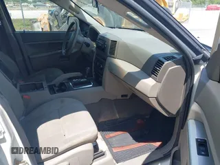 2006 Jeep Grand Cherokee Laredo with VIN 1J4GS48K86C164393, listed as a IAAI auction lot 42170408 with 239,844 mi miles and . Bid and sale history available at DreamBid. Image 5.
