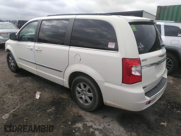 2013 Chrysler Town & Country Touring with VIN 2C4RC1BG7DR526894, listed as a IAAI auction lot 41365168 with 166,003 mi miles. Bid and sale history available at carsss.com. Image 3.