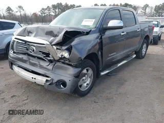 2013 Toyota Tundra Limited z VIN 5TFHY5F19DX301615, wystawiony jako IAAI lot #41837145 z przebiegiem 136 398 mil mil oraz . Historia ofert i sprzedaży dostępna na DreamBid. Obrazek 6.