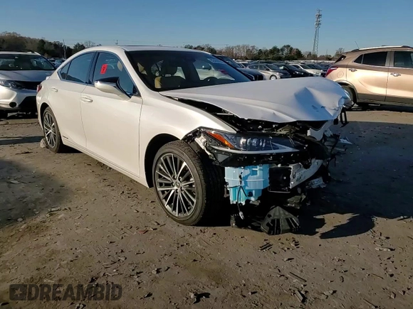 2022 Lexus ES 300h z VIN 58ADA1C18NU021904, wystawiony jako Copart lot #82488604 z przebiegiem 45 247 mil mil oraz Szkoda całkowita • Salvage title. Historia ofert i sprzedaży dostępna na DreamBid. Obrazek 11.