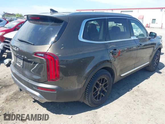 2022 Kia Telluride EX with VIN 5XYP34HC8NG219771, listed as a IAAI auction lot 42183105 with 43,481 mi miles and . Bid and sale history available at DreamBid. Image 4.