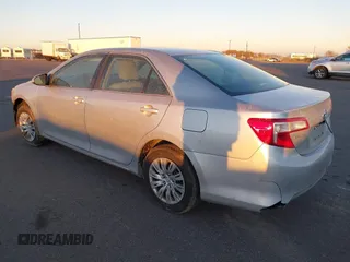 2013 Toyota Camry L with VIN 4T1BF1FK1DU272007, listed as a IAAI auction lot 40955929 with 157,042 mi miles. Bid and sale history available at carsss.com. Image 3.